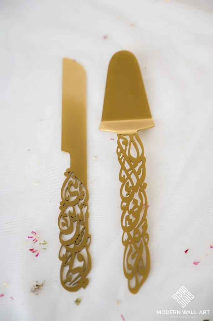 Calligraphy Metal Serving set