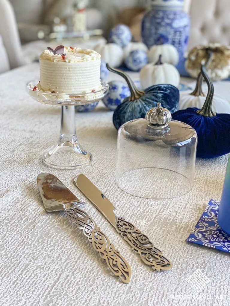 Calligraphy Metal Serving set
