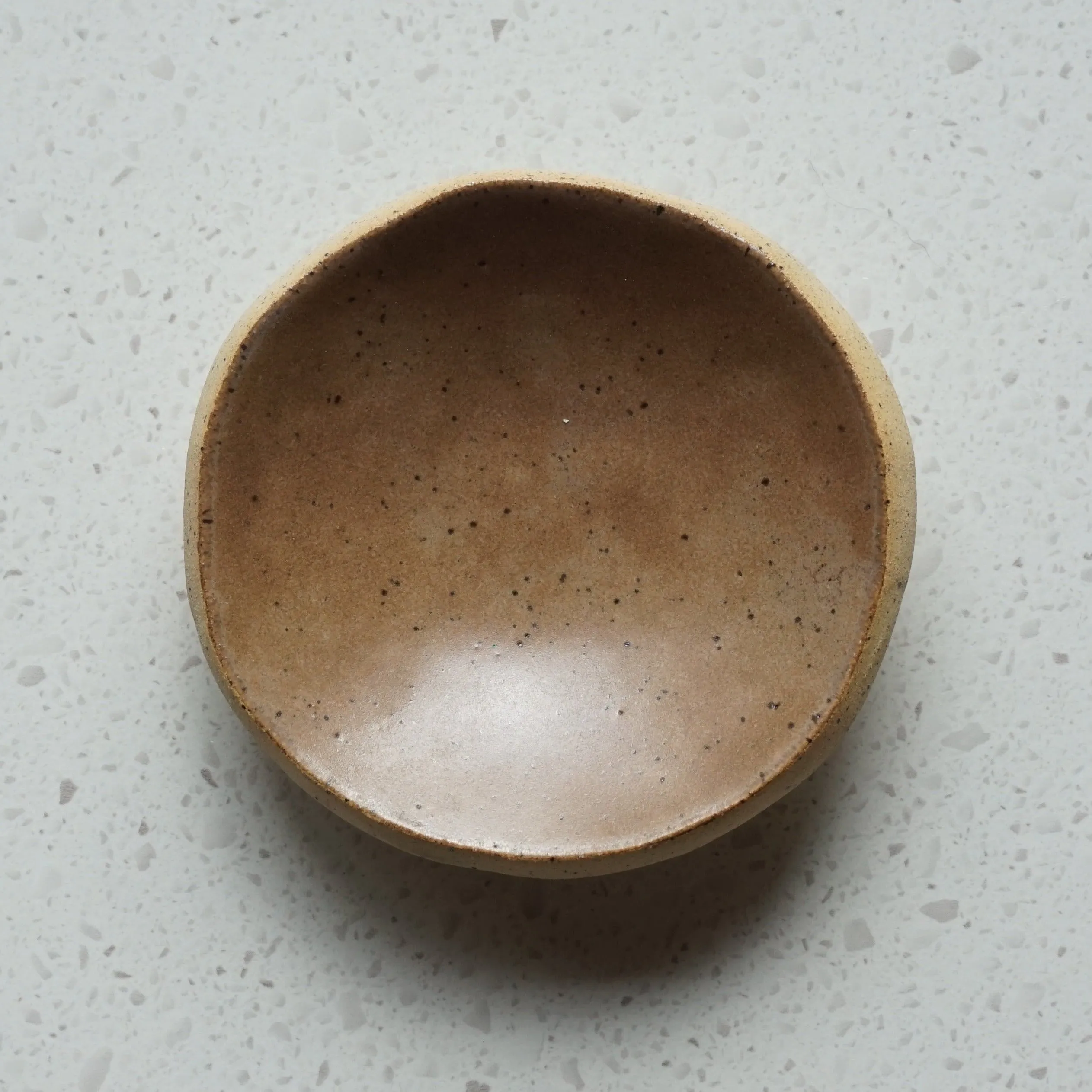 Facial Accessory : Handmade Pottery Dish