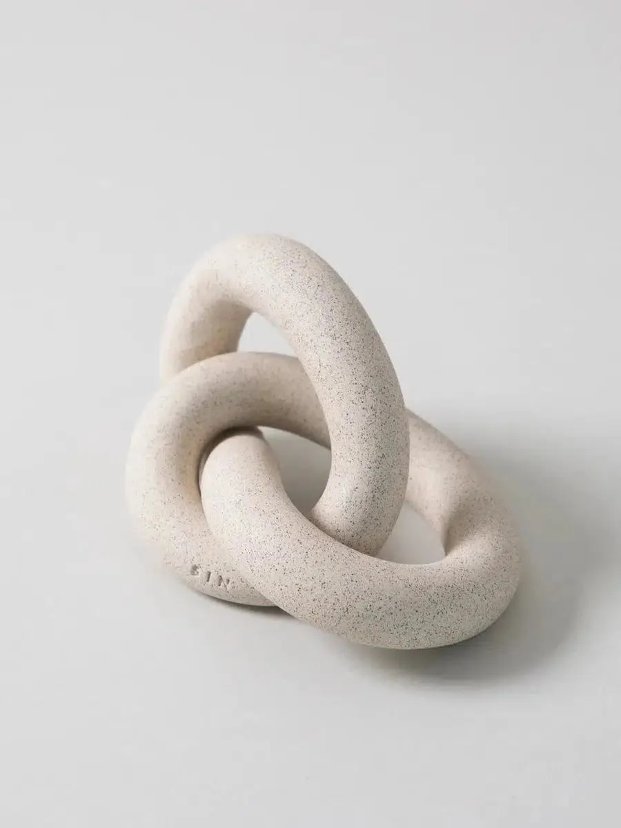 Infinity Knot